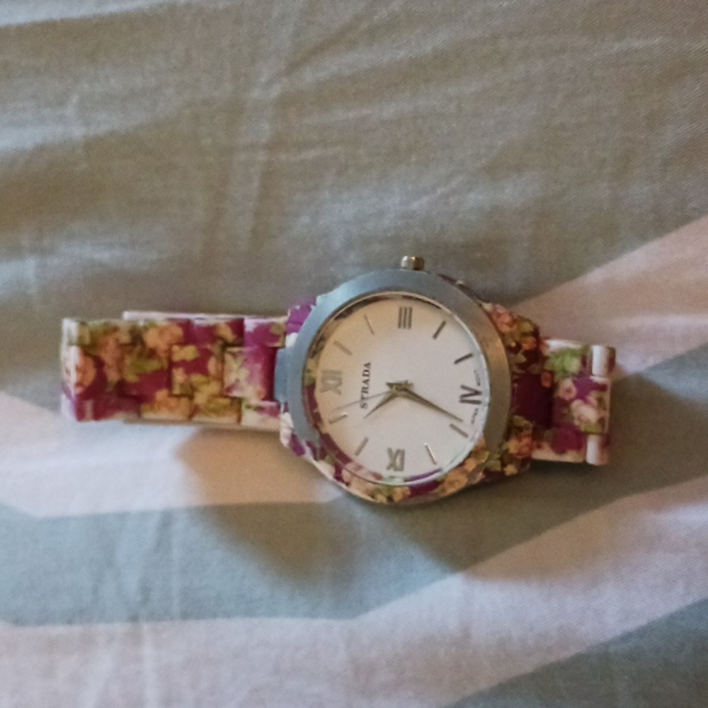 Strada wristwatch